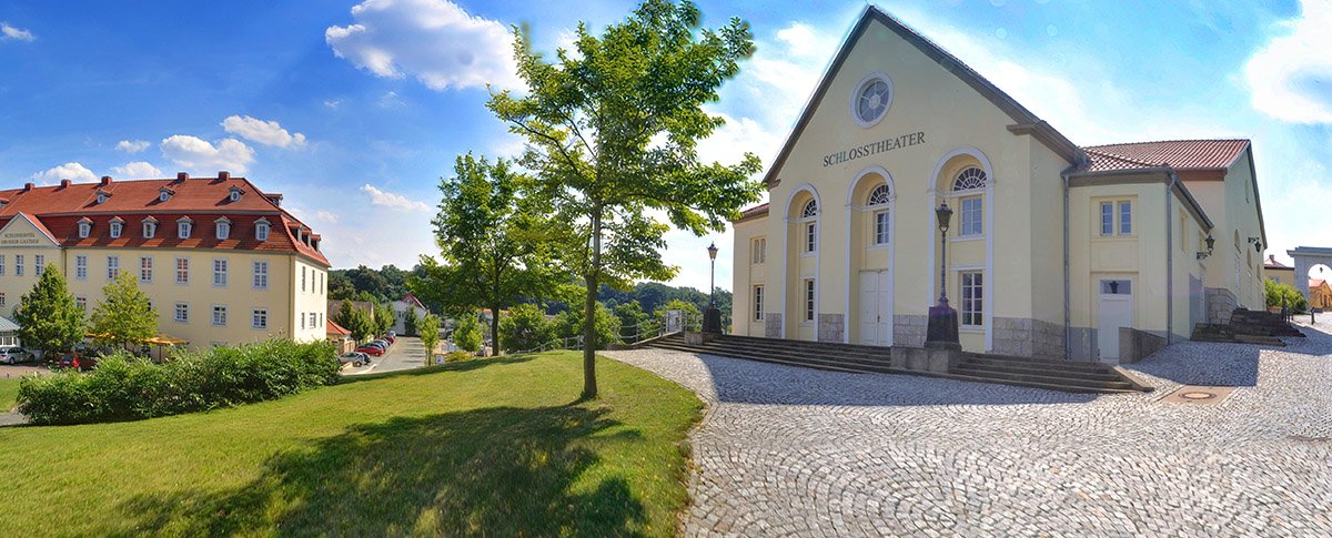 Blick auf das Schlosstheater
