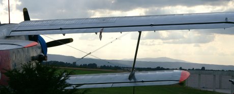 Am Flugplatz in Ballenstedt