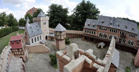 Die Burg Anhalt von oben